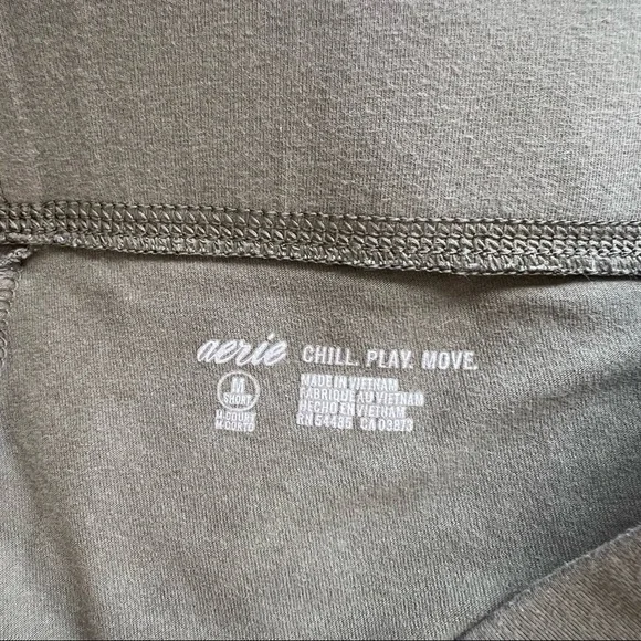 Aerie woman’s mid short leggings - Picture 3 of 6